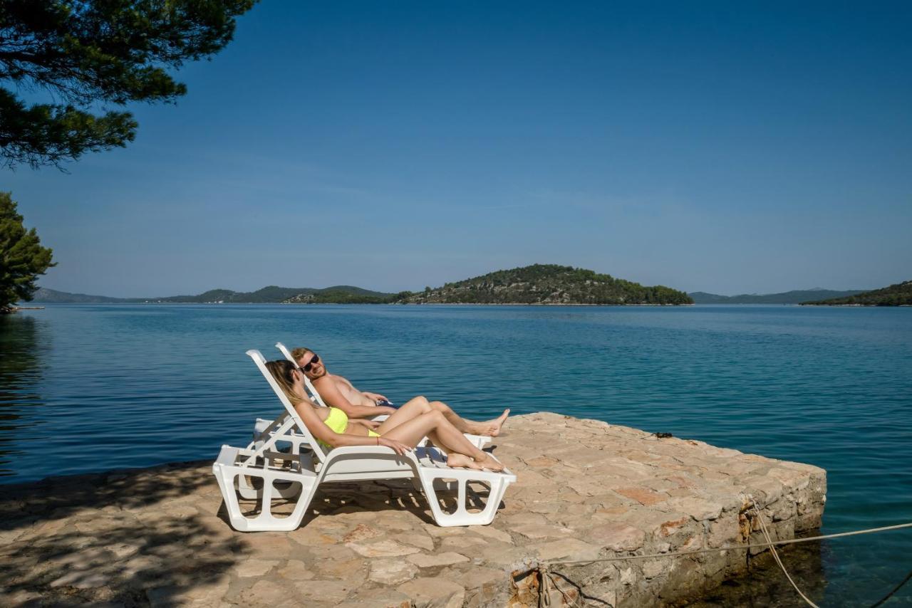 Feel Dugi Otok Apartments Ллука Экстерьер фото