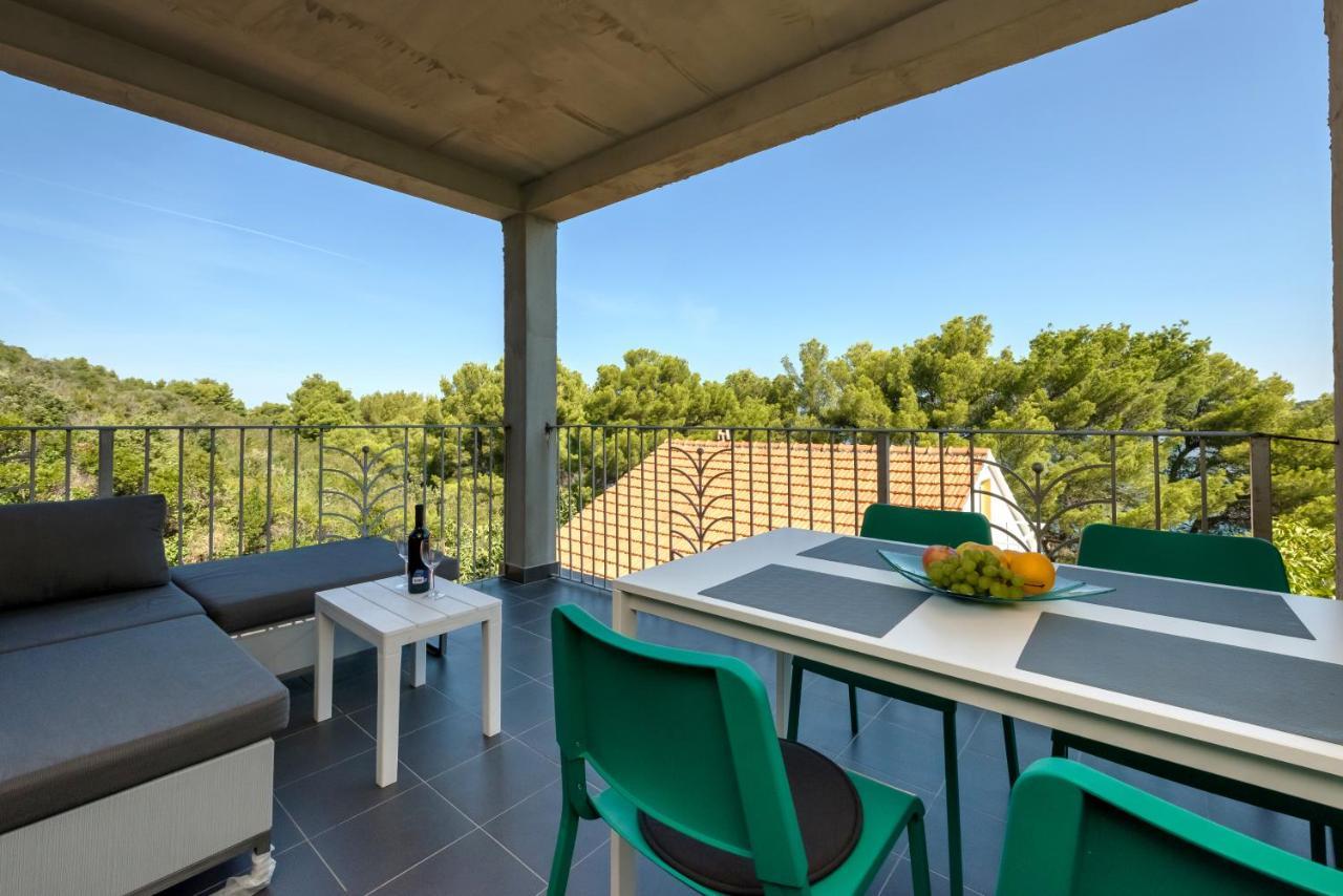 Feel Dugi Otok Apartments Ллука Экстерьер фото