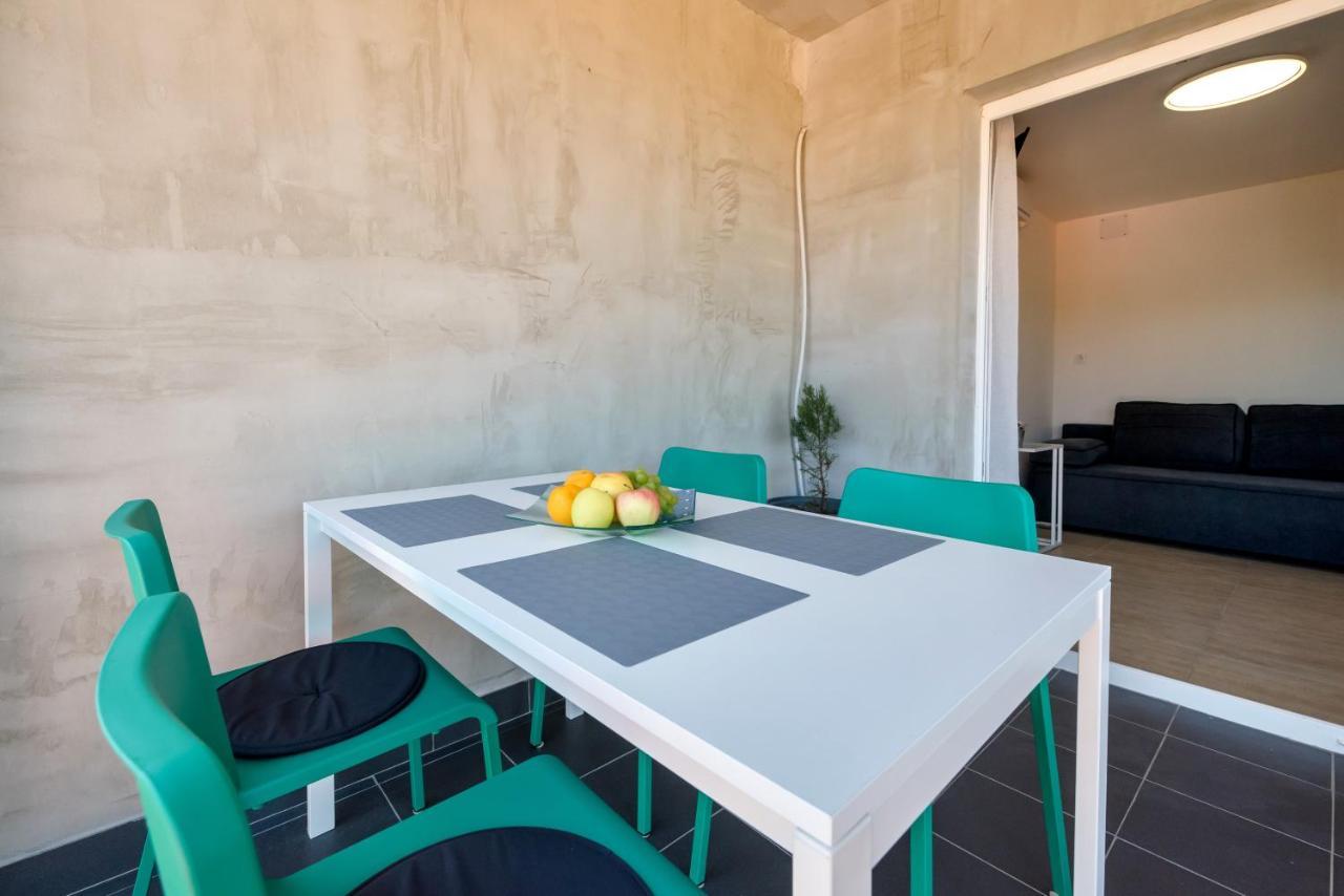 Feel Dugi Otok Apartments Ллука Экстерьер фото